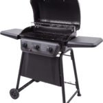 Churrasquera a gas de 3 quemadores MARCA CHAR BROIL